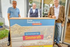 Ben Steinborn (FDP, BIldmitte) will als Bürgermeister von Simmerath die Wirtschaft fördern und die Infrastruktur ausbauen, um die Gemeinde für Familien und Unternehmen attraktiver zu machen.