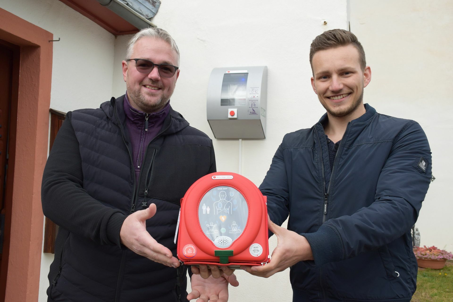 Defibrillator In Lessenich Geklaut Schleiden Wochenspiegel