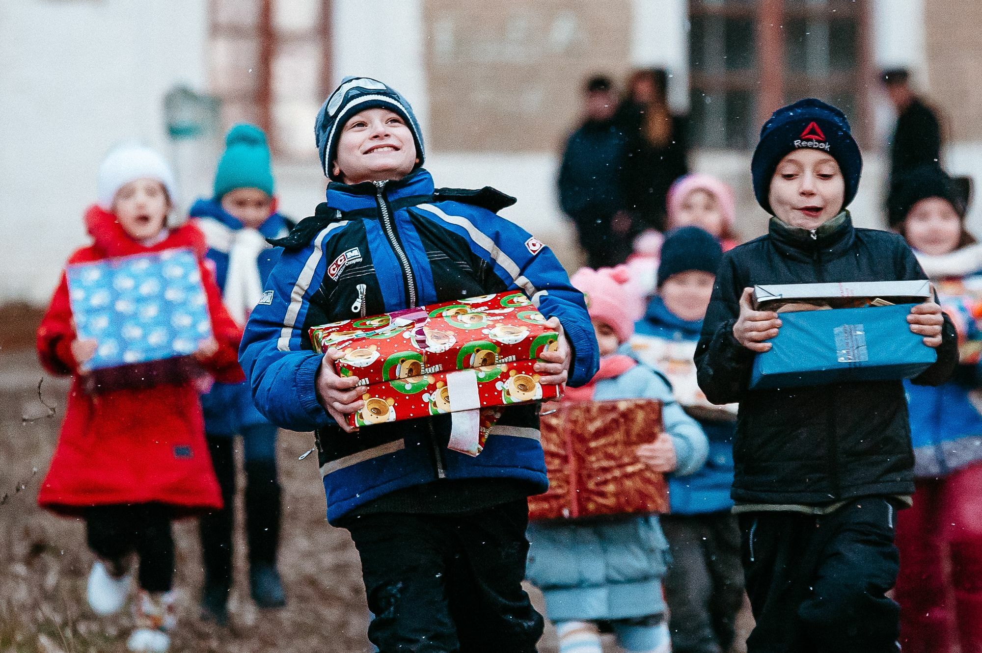 "Weihnachten im Schuhkarton" sucht Mitpacker - Stadt Trier - Wochenspiegel