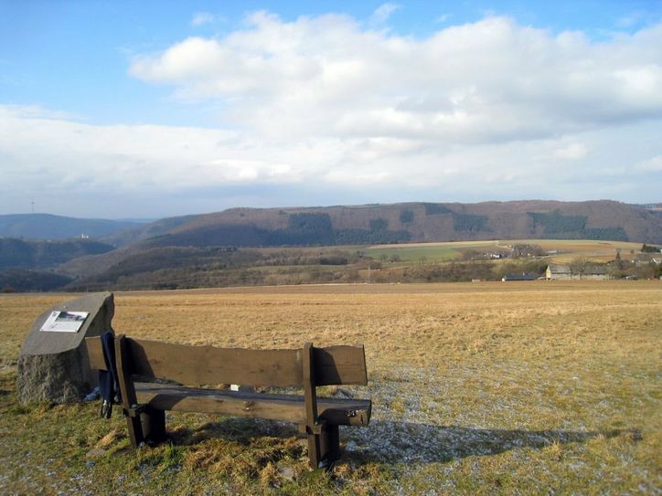 Herrlicher Rundumblick oberhalb von Frücht.