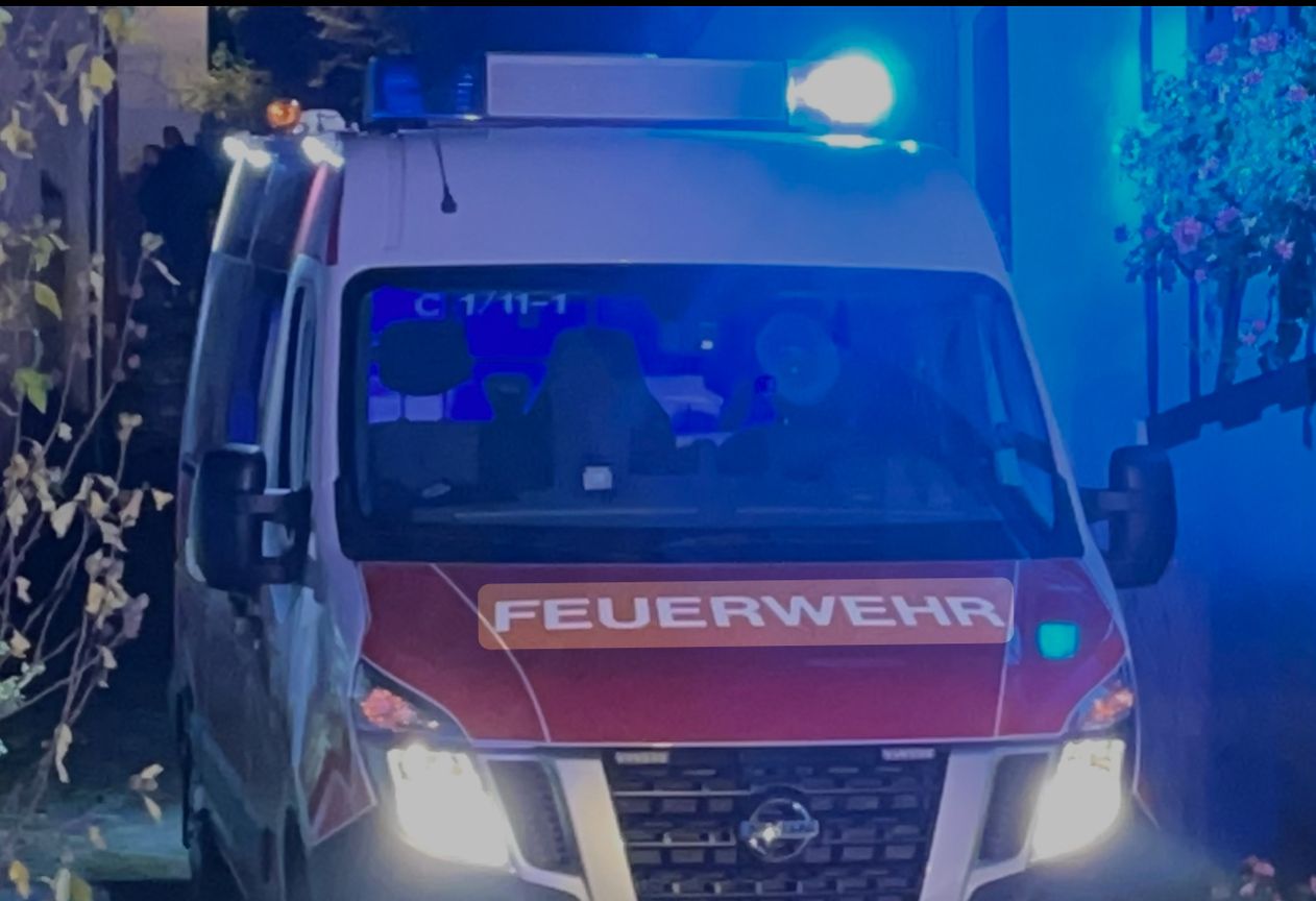 Derzeit sind die Feuerwehren in Alstrimmig im Einsatz.