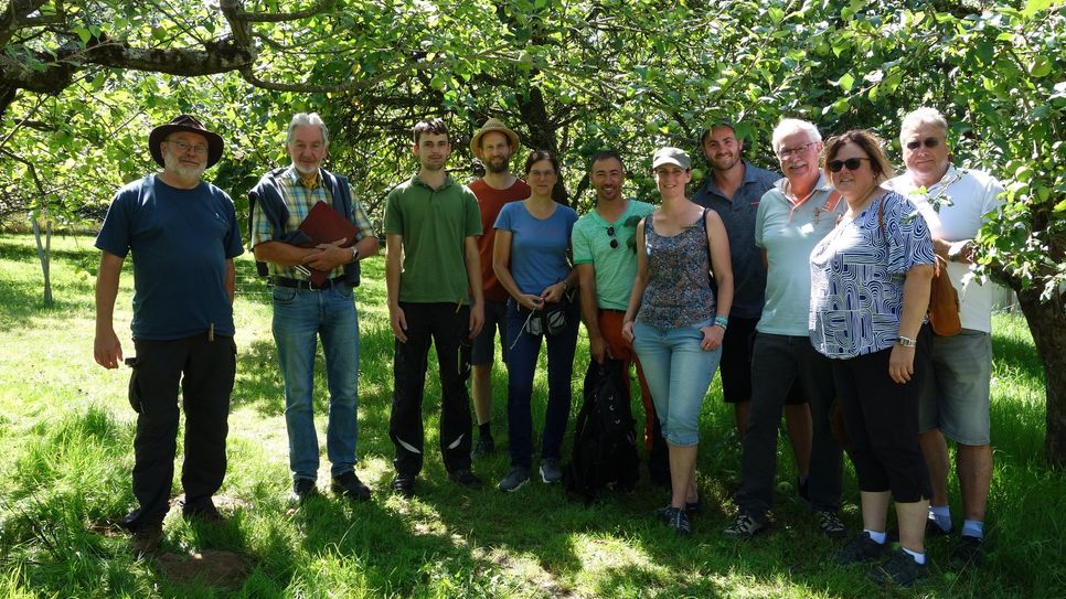 Interessierte können am Seminar des Streuobstprojektes im Roscheider Hof teilnehmen.