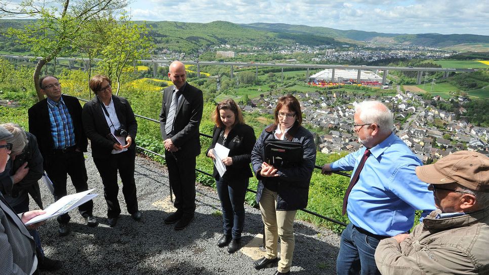 Gute Aussichten: Orte, die beim Unser-Dorf-Wettbewerb mitmachen, erhalten Anregungen für eine moderne Dorfentwicklung. Heppingen an der Landskrone war beim Wettstreit 2015 erfolgreich. Foto: Kreis