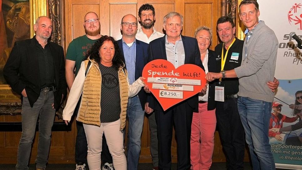 Das Orgateam des Nimsrock-Festival überreichte nach dem letzten Festival eine Spende von 8.250 Euro an Special Olympics Rheinland-Pfalz . Auch in diesem Jahr wird der Erlös gespendet.