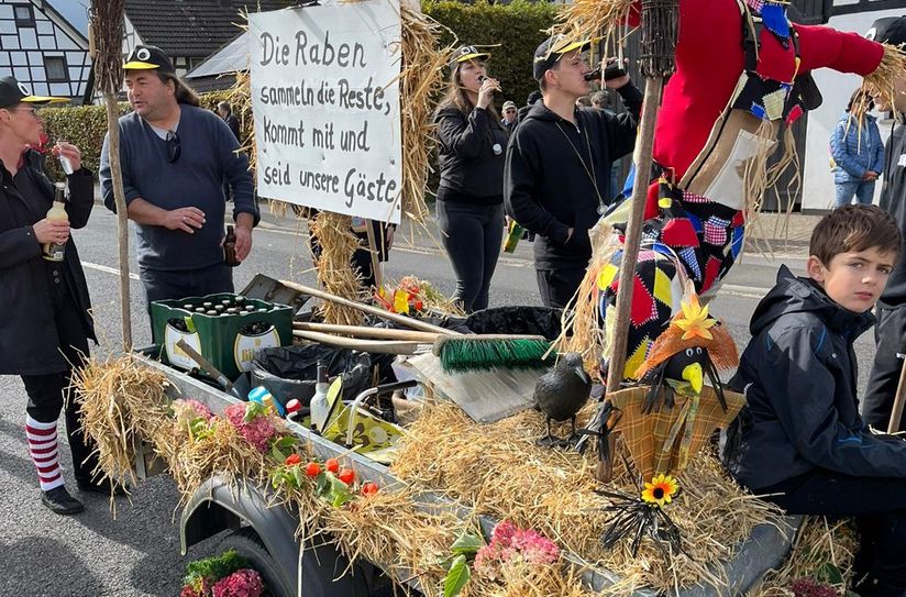 Am Sonntag zieht wieder der Erntedankzug durch Strauch.