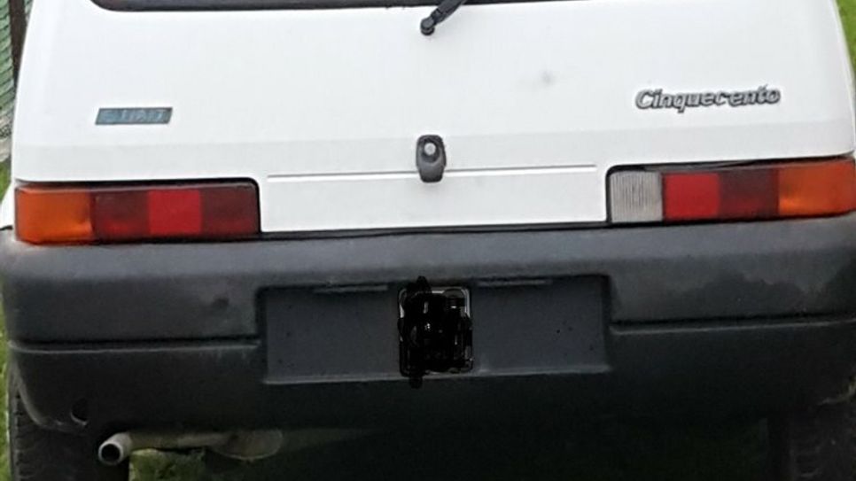 Dieser Kleinwagen wurde als Krankenfahrstuhl benutzt.