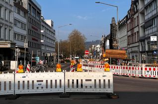 Gesperrte Bahnhofstraße