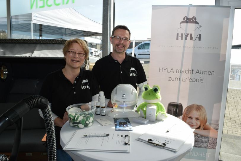 Am Stand von Janet und Torsten Thelen.