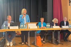 Landrätin Anke Beilstein bei der Kteistagssitzung.