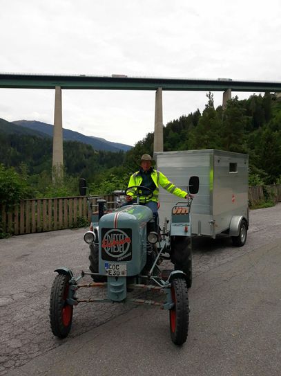 Kurz vor dem Ziel: Herbert Knechtges unter der Europabrücke der Brenner-Autobahn.