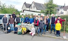 Große und kleine Helfer packten mit an beim Mosel Clean Up in Ellenz-Poltersdorf.