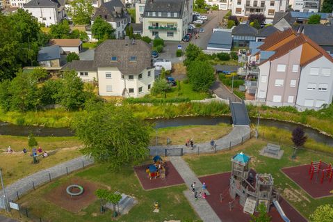 Drohnenfoto (Juni 2023): Ab Herbst wird der Spielbereich wieder so wie im letzten Jahr aussehen und allen zur Verfügung stehen.