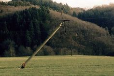 Eine umgekippte Stromleitung sorgte für einen Stromausfall im Mechernicher Stadtgebiet. Foto: Polizei