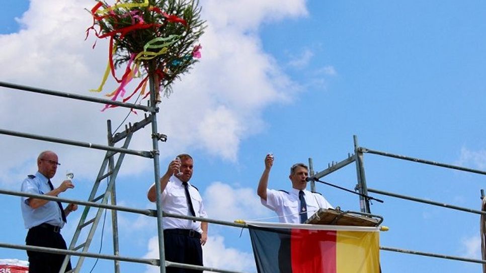 Zudem wurde das Richtfest des Neubaus gefeiert.