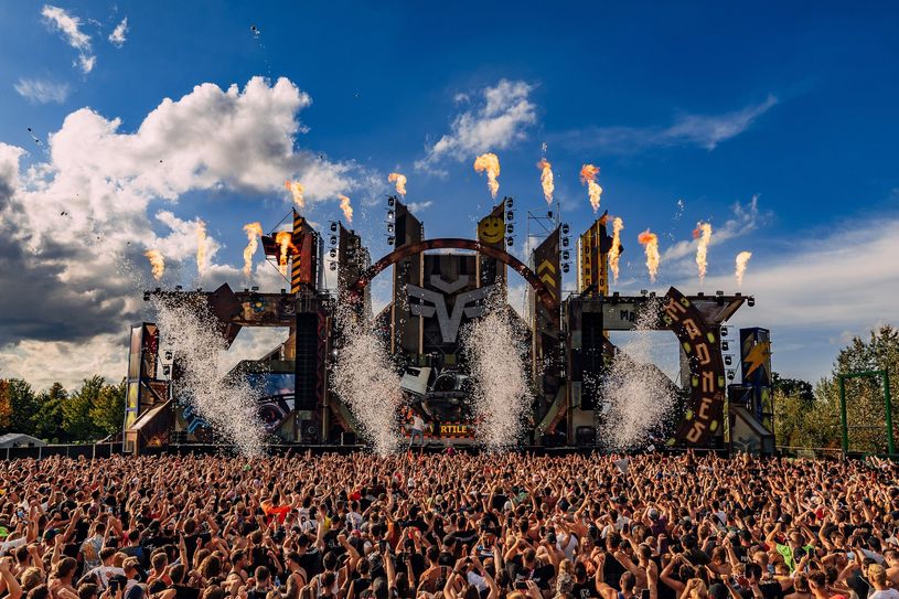 Deutschlands größtes Hardstyle-Festival findet erneut im Seepark Zülpich statt.