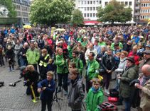 Ob aus der Eifel, Vaals oder dem Nordkreis: Unzählige Radfahrer machten sich am Sonntag auf den Weg nach Aachen, um gegen das Atomkraftwerk Tihange zu protestieren.