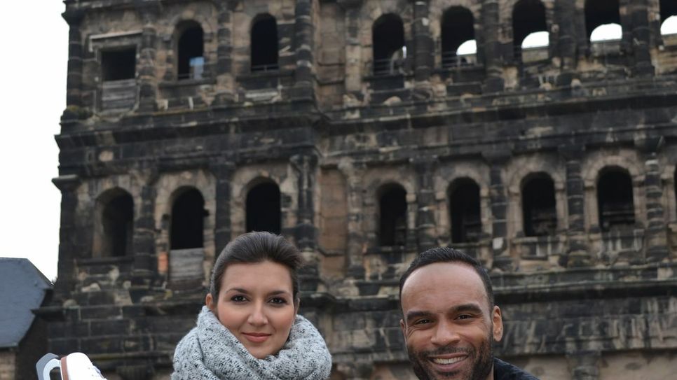 "Nica & Joe" werden im Februar die acht Trierer Shows von "Holiday on Ice" live begleiten. Foto: Finkenberg