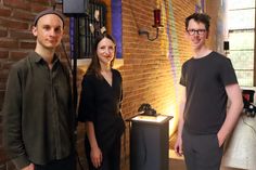 Luis Weiß, Nathalie Brum und Lukas Schäfer (vlnr.) haben sich für das Medienkunstprojekt "Memo" zusammengetan. Die drei leben und arbeiten im Raum Köln.