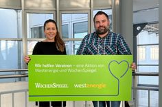 Melanie Dindorf, Westenergie-Kommunalmanagerin, und Timo Uhrmacher von der Verlagszentrale des WochenSpiegel rufen gemeinsam zur Teilnahme an der Aktion "Wir helfen Vereinen" auf.