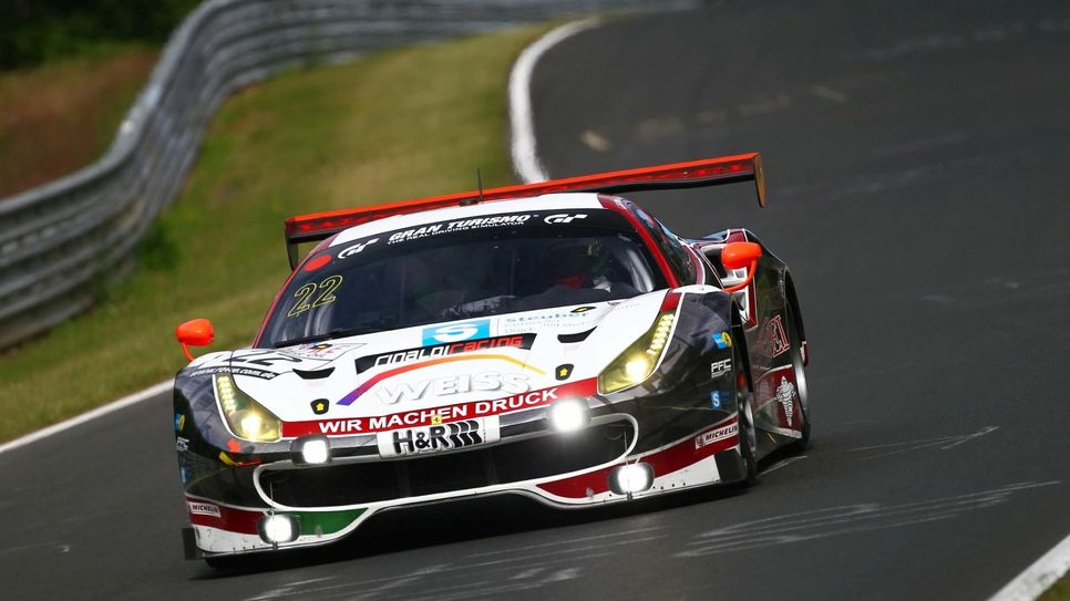 Schied im vierten VLN-Lauf frühzeitig aus. Der WochenSpiegel-Ferrari 488 GT3. Foto: H.Elis/RACEPIX.eu