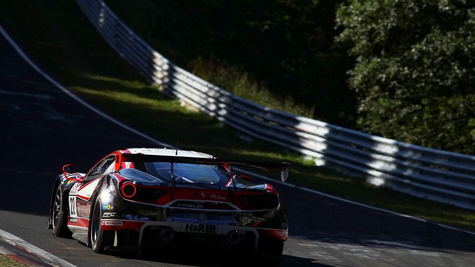 Schied im vierten VLN-Lauf frühzeitig aus. Der WochenSpiegel-Ferrari 488 GT3. Foto: H.Elis/RACEPIX.eu