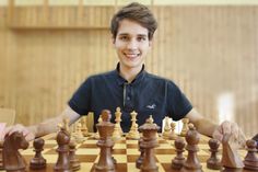 Das Jedermann-Schach-Simultanturnier gegen FIDE-Meister Jan Boder findet in Kastellaun statt.