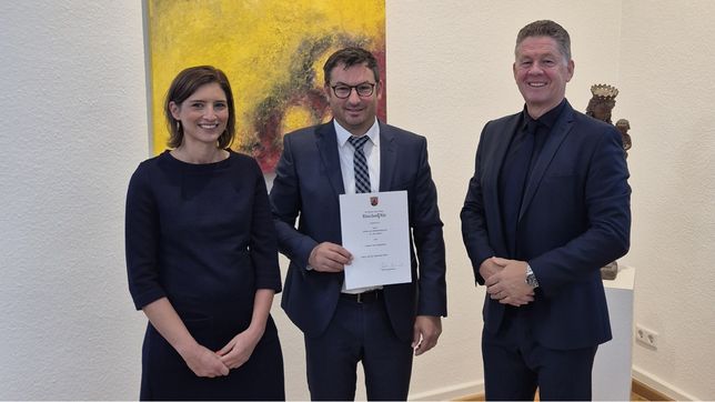 Präsidentin des Langerichts Trier, Corinna Diesel, Dr. Jan Keppel (Mitte) und Vizepräsident des Oberlandesgerichts Koblenz, Thomas Grünewald.