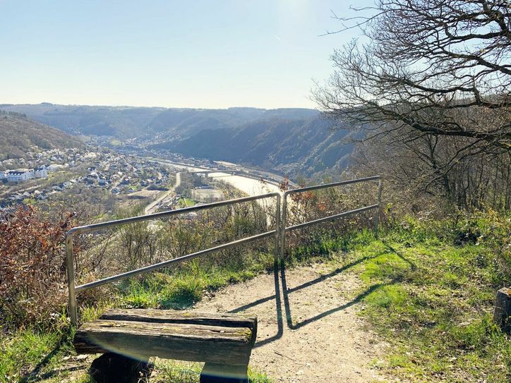 Und immer wieder wunderschöne Aussichtsplätze.