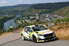 Lokalmatador Marijan Griebel und sein Co-Pilot Tobias Braun gehen im Škoda Fabia RS Rally2 auf Punktejagd.