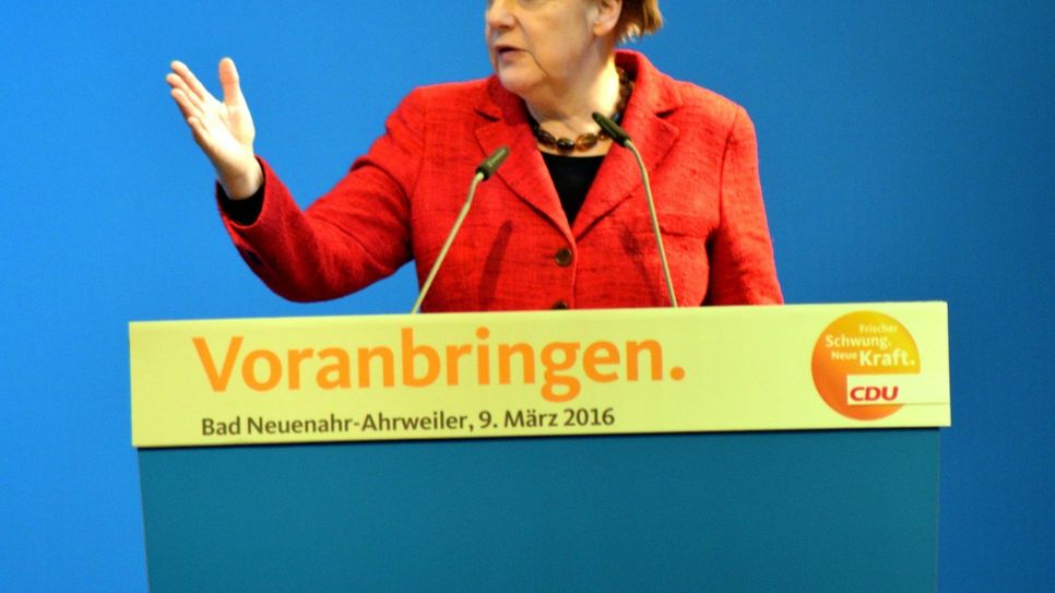 Bundesknzlerin Angela Merkel bei ihrer Rede in Bad Neuenahr.