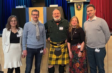 Beim 6. Wundsymposium Mittelrhein brachte Privatdozent Dr. med. Gunnar Riepe (Mitte) erneut ausgewiesene Experten zusammen, die ihr Wissen aus der Praxis teilten.