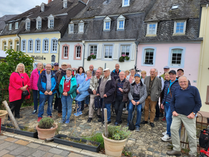 Die Plattschwätzer rkundeten Trier bei einem Rundgang mit Stadtführer Ewald Thömmes, der spannende Einblicke in die wirtschaftliche und gesellschaftliche Geschichte der Stadt gab.