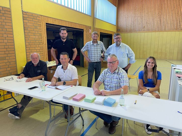 Auch im Wahllokal von Bruttig-Fankel verzeichnen die ehrenamtlichen Wahlhelfer bis zum Mittag bereits eine hohe Wahlbeteiligung.