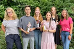 Heike Ostermeier (Kfm. Bereichsdirektorin), Leon Philipps (Büromanagement), Eva Bender (Büromanagement), Deniz Ersoy (MFA), Thalita Gessinger (Malerin/Lackiererin) und Annalena Willems (Personalabteilung).