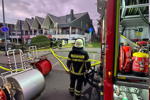 Die Helfer hatten den Kellerbrand schnell unter Kontrolle. Verletzt wurde niemand.