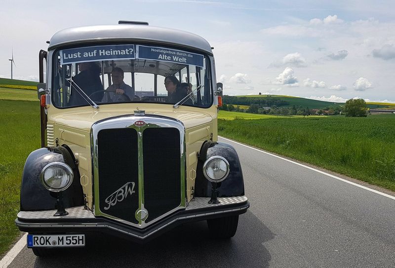 Im Nostalgiebus durch die "Alte Welt": Acht Fahrten mit dem Nostalgie-Bus ab Meisenheim und Otterberg sind für 2020 geplant.