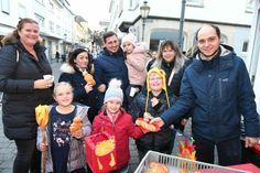 1.000 Meerdesditze werden am 15. November beim WochenSpiegel (Göbelstraße) verteilt. Archiv-Foto: Walz