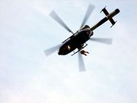 Feuerwehren, die Bergwacht und ein Rettungshubschrauber aus Luxemburg retten einen verletzten Kletterer aus dem Rotenfelsmassiv.