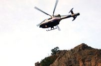 Feuerwehren, die Bergwacht und ein Rettungshubschrauber aus Luxemburg retten einen verletzten Kletterer aus dem Rotenfelsmassiv.