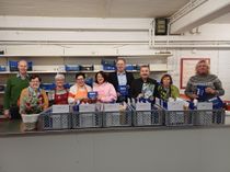 Gemeinsame Bücheraktion der regionalen Service Clubs für Kinder der Cochemer Tafel.